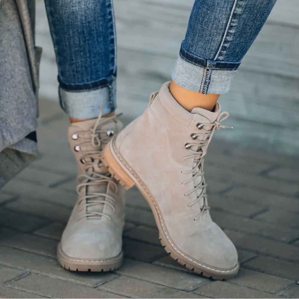 EUC Giselle Faux Suede Lace Up Boot 7.5